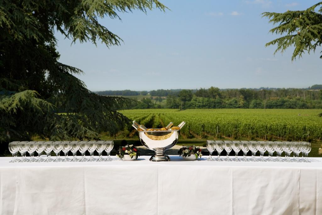 Chateau Fombrauge Saint-Christophe-des-Bardes ภายนอก รูปภาพ